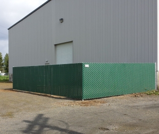 Commercial 6ft slatted privacy chain link