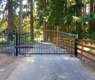 residential automated gate.
